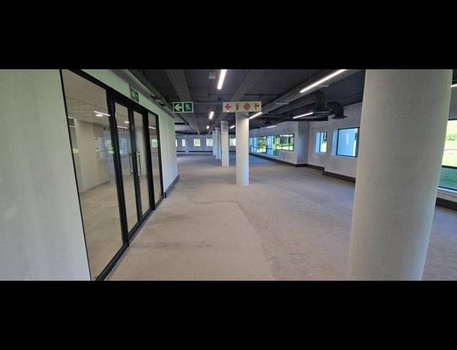 BUSINESS PROPERTY TO RENT IN VORNA VALLEY